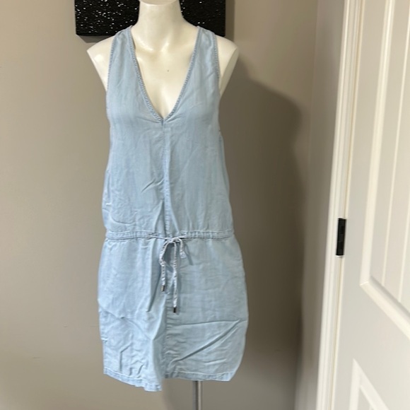 RAILS Chambray V Neck Sleeveless Racerback Tie Waist Dress Sz S - Picture 2 of 12